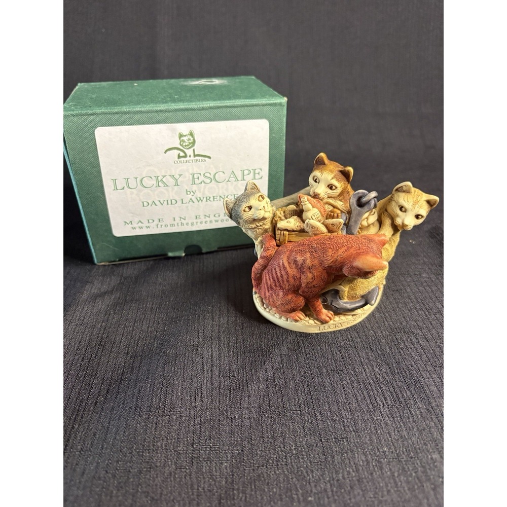D.L. Collectibles Lucky Escape David Lawrence Cat Curio Box Figurine Resin